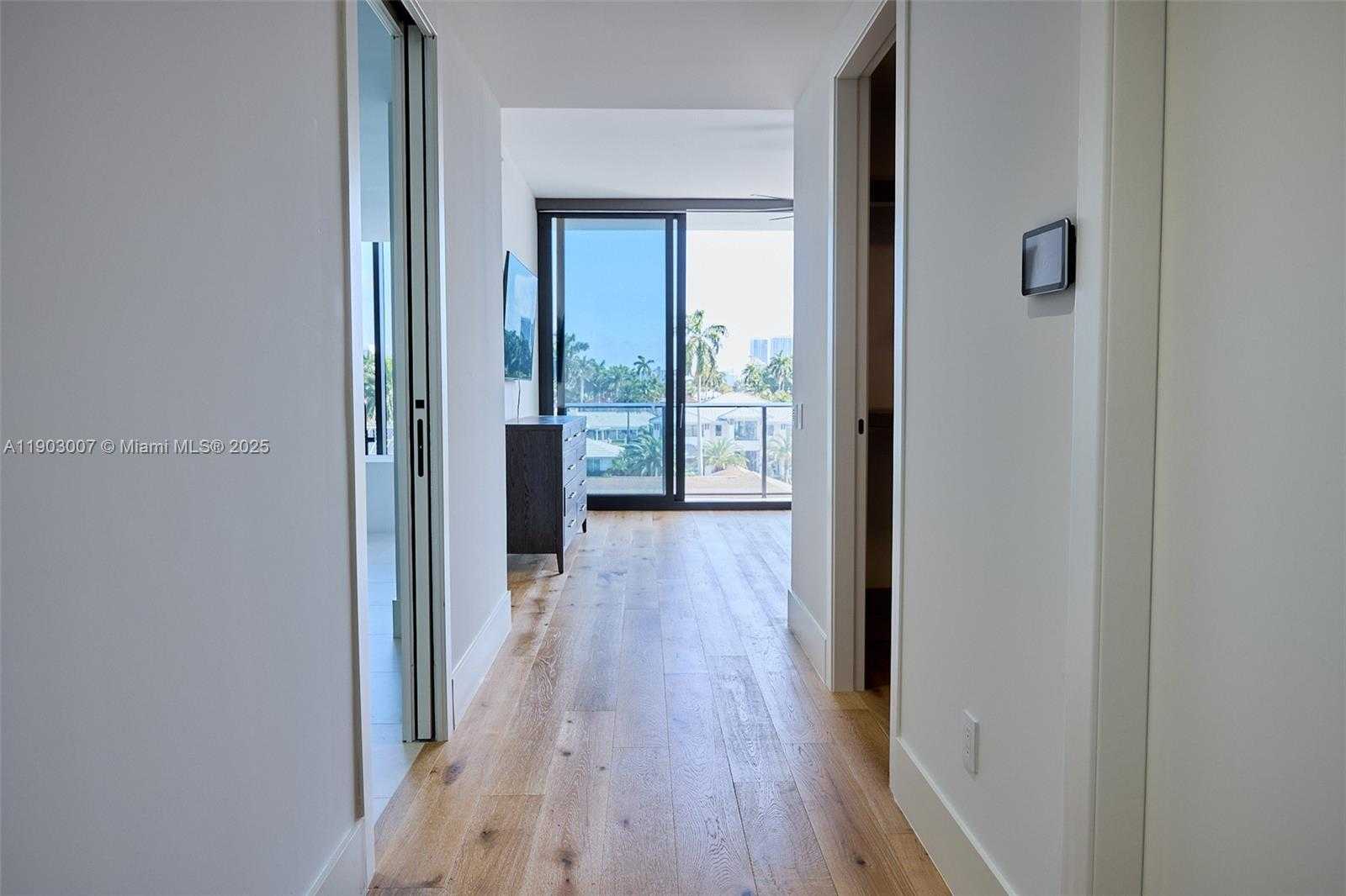 Imagen de Pequeño Objeto