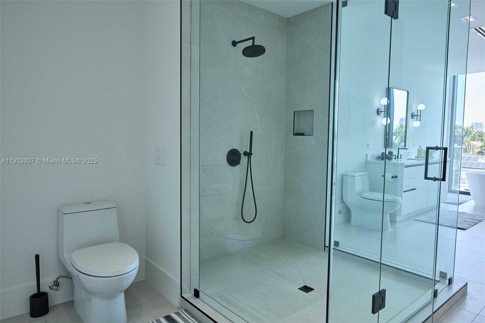 Imagen de Pequeño Objeto