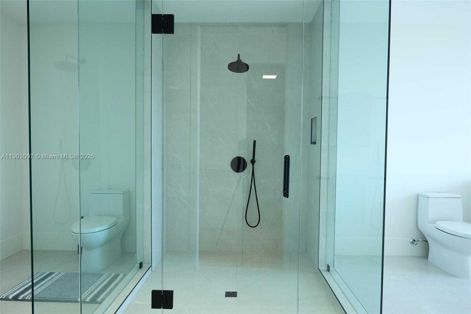 Imagen de Pequeño Objeto