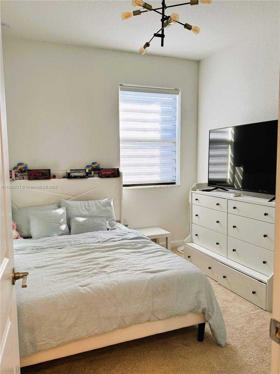 Small Image of 13158 SOUTH WEST 233RD ST, Homestead Number 24