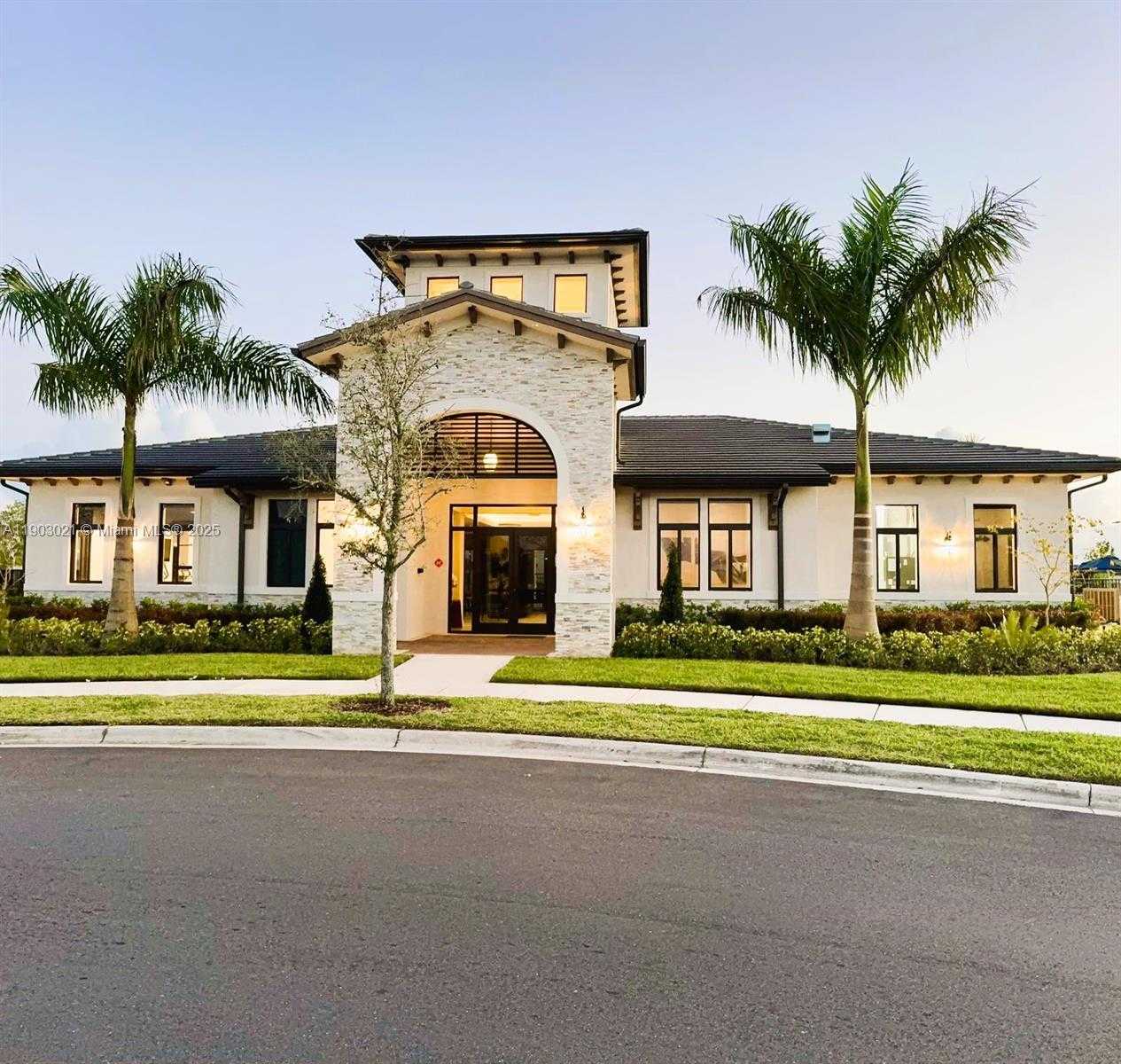 Small Image of 13158 SOUTH WEST 233RD ST, Homestead Number 32