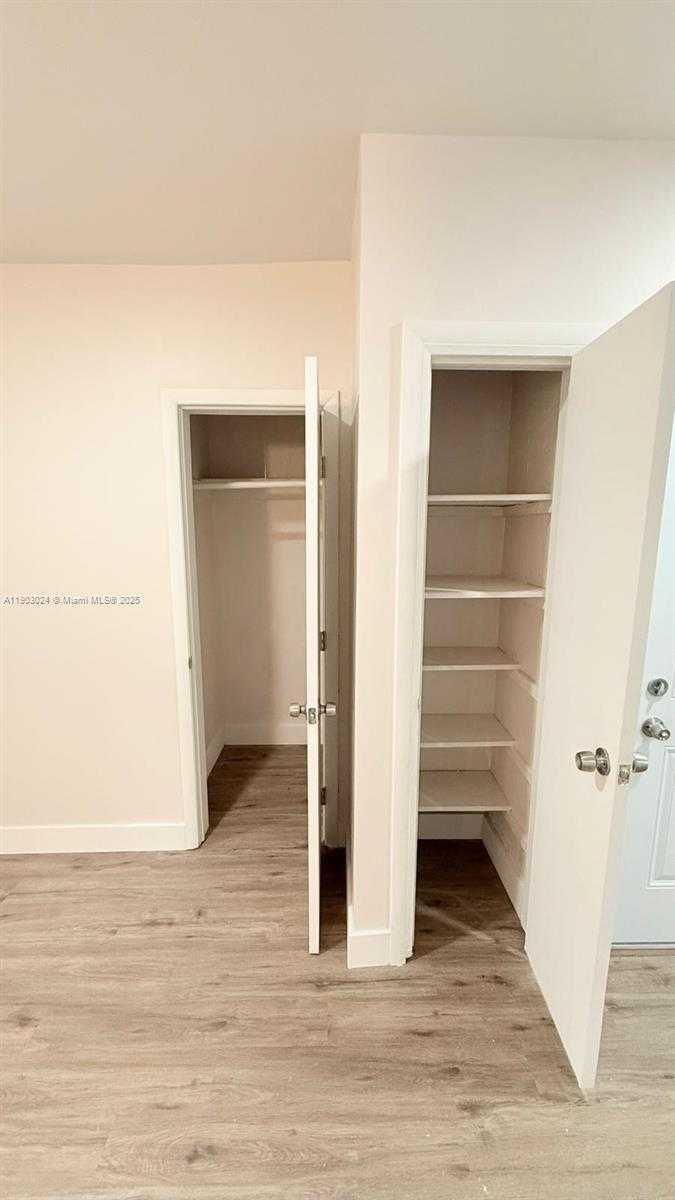 Small Image of 1537 JEFFERSON AVE #6, Miami Beach Number 8