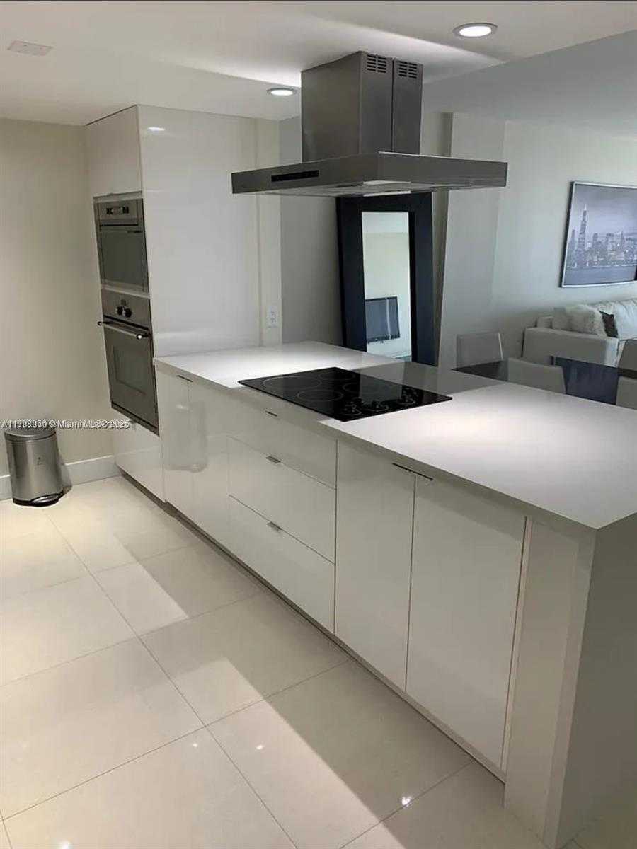 Imagen de Pequeño Objeto