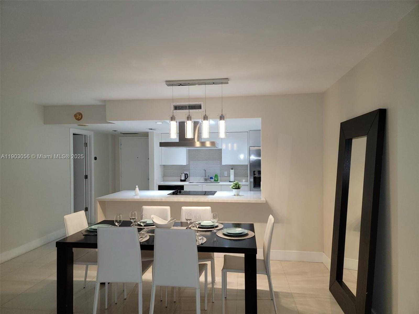 Imagen de Pequeño Objeto