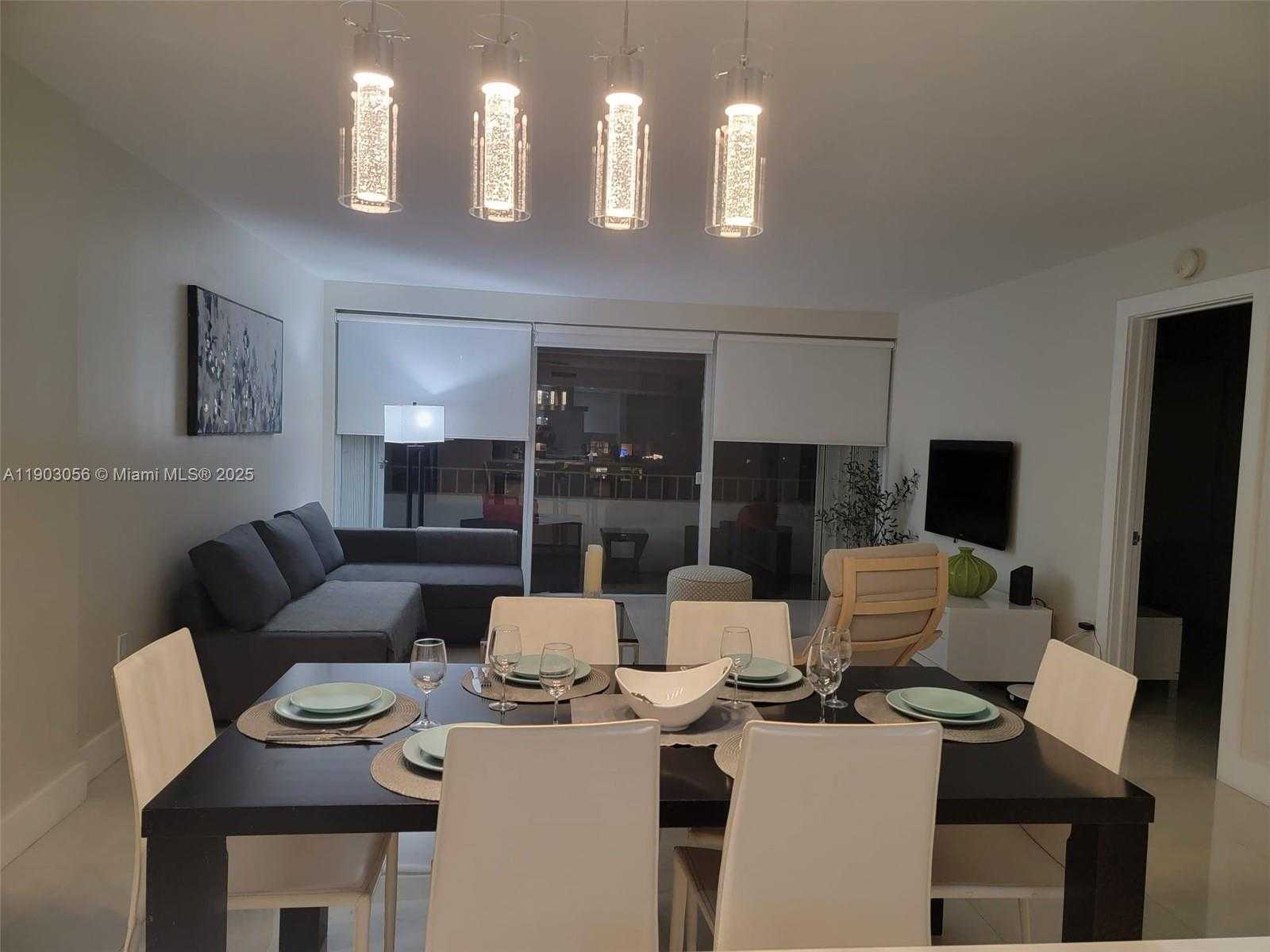 Imagen de Pequeño Objeto