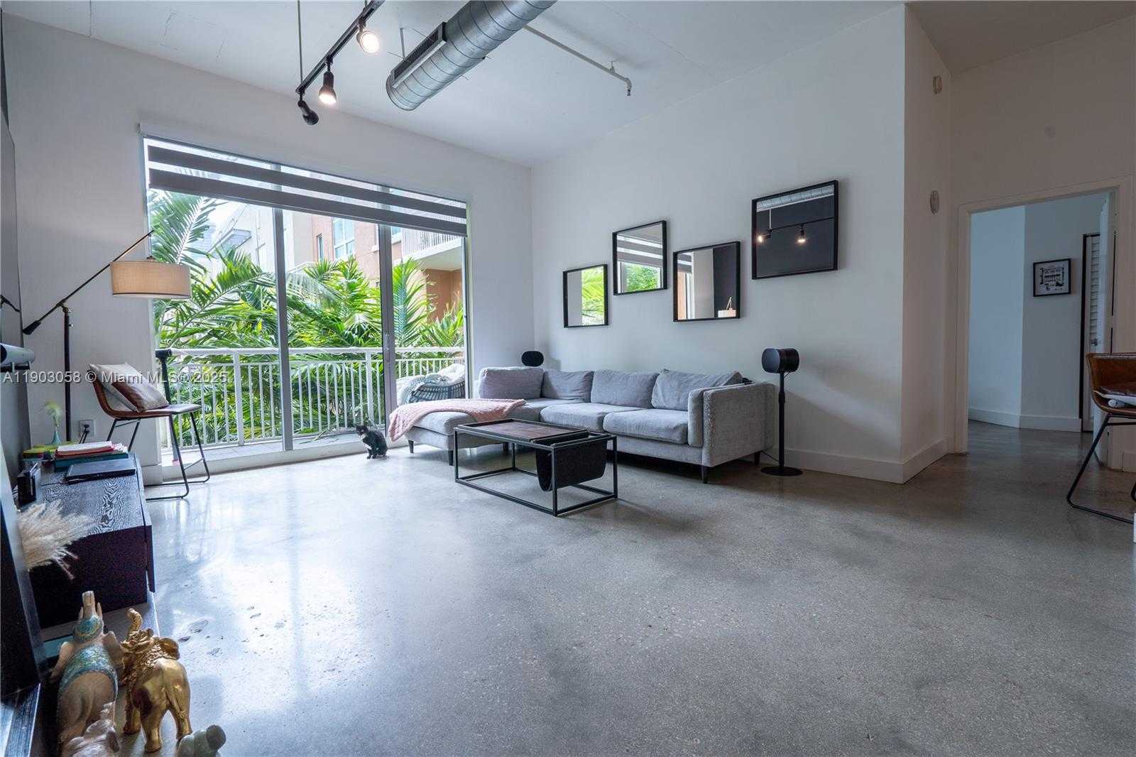 Small Image of 2001 BISCAYNE BLVD #2509, Miami Number 5