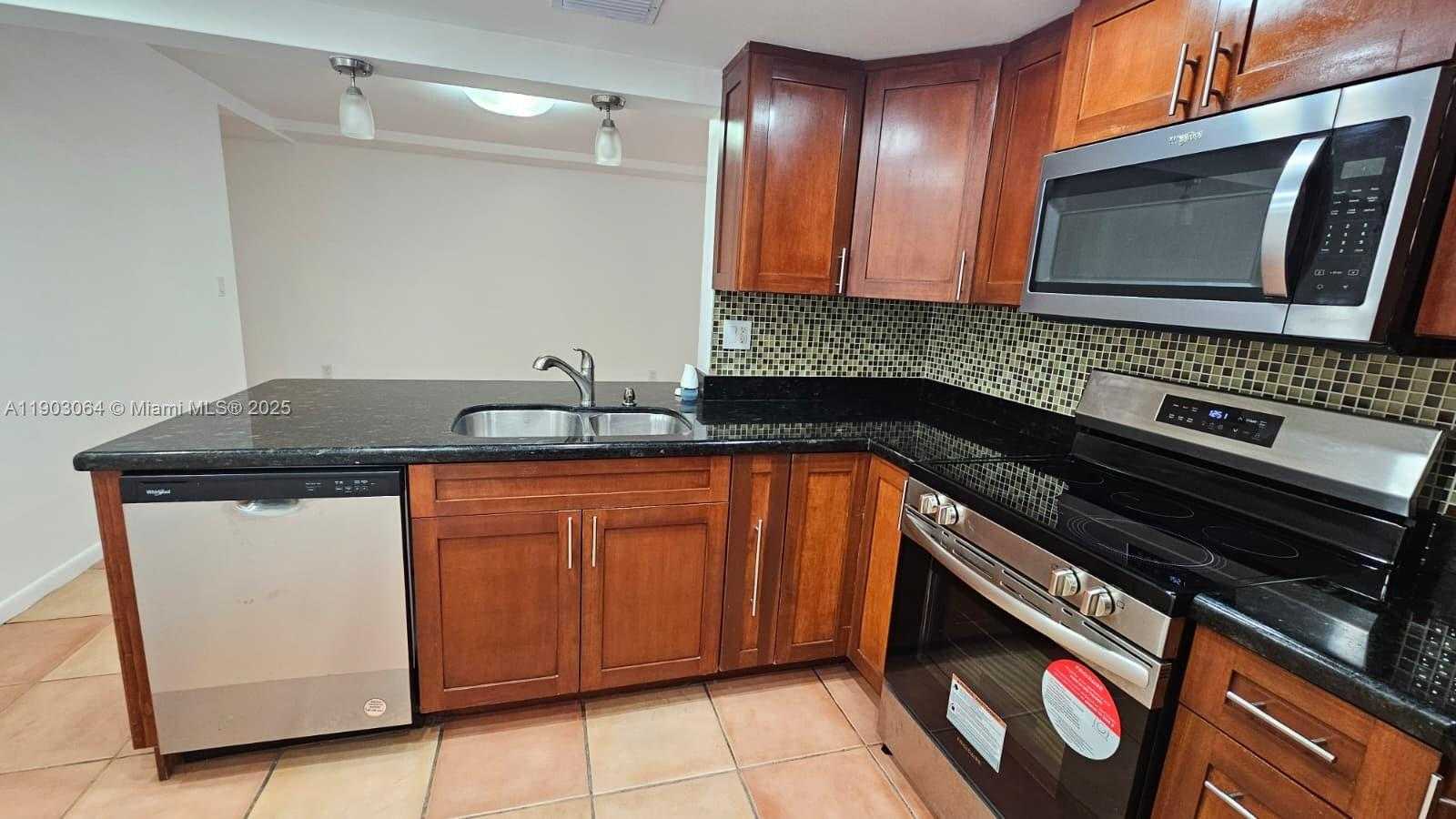 Small Image of 10249 NORTH WEST 9TH STREET CIR #109-8, Miami Number 10