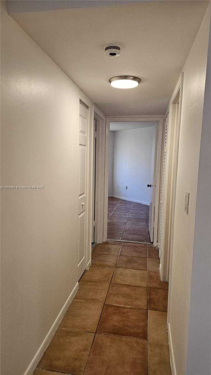 Small Image of 10249 NORTH WEST 9TH STREET CIR #109-8, Miami Number 19