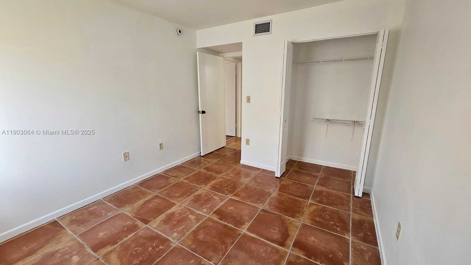 Small Image of 10249 NORTH WEST 9TH STREET CIR #109-8, Miami Number 20