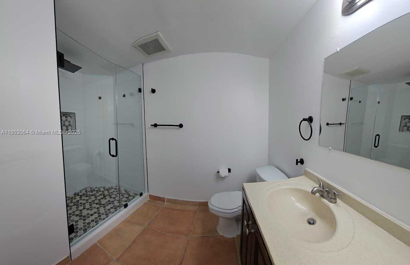 Small Image of 10249 NORTH WEST 9TH STREET CIR #109-8, Miami Number 22