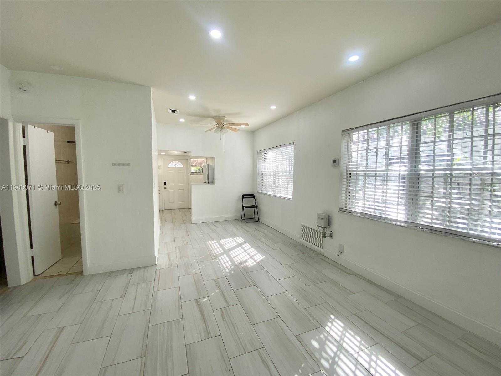 Small Image of 2024 NORTH EAST 183RD ST, North Miami Beach Number 5