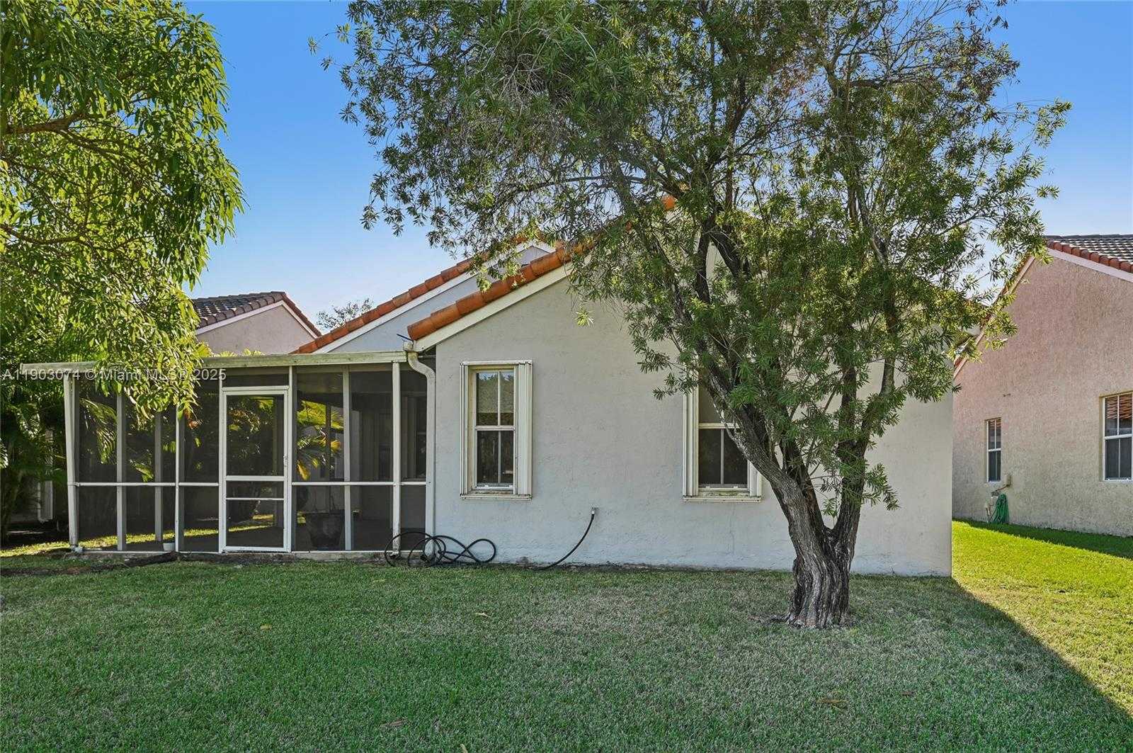 Imagen de Pequeño Objeto