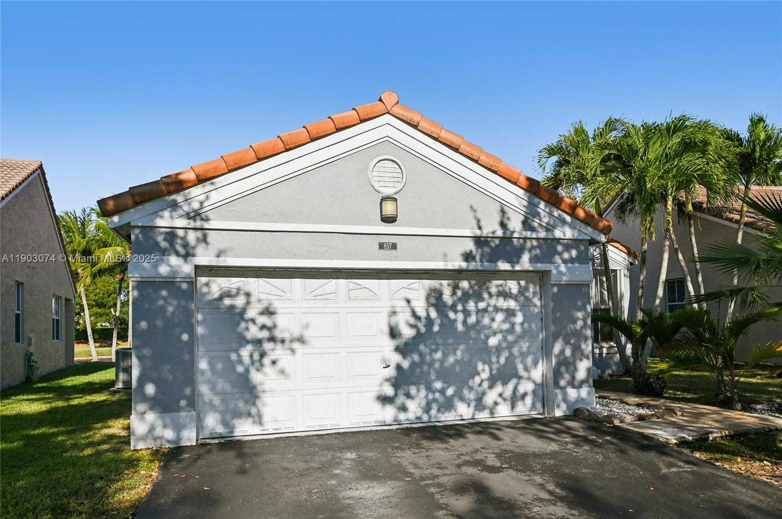 Imagen de Pequeño Objeto