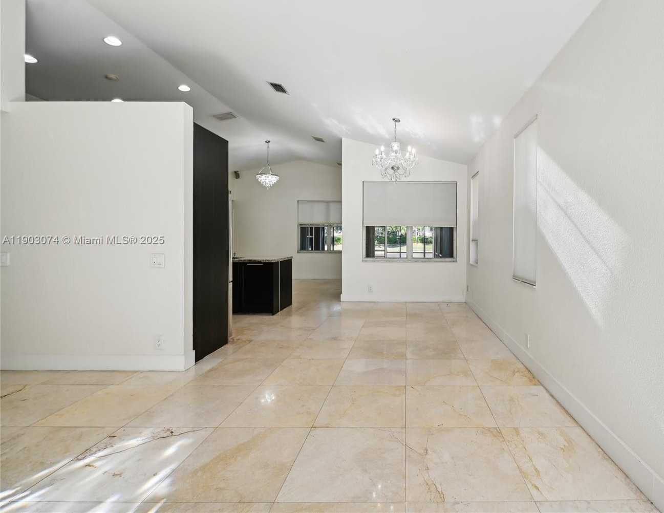 Imagen de Pequeño Objeto