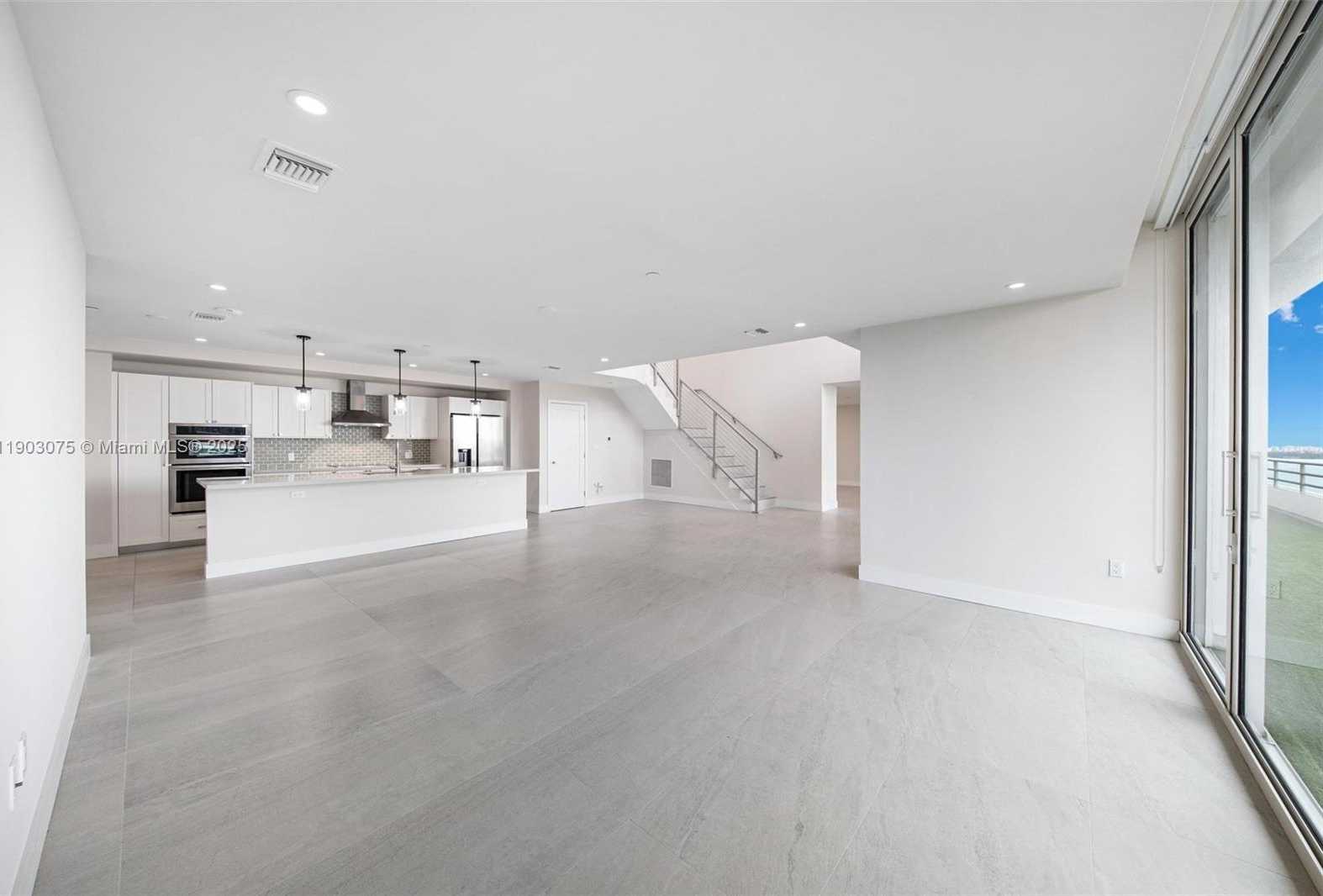 Small Image of 555 NORTH EAST 34TH ST #PH-3, Miami Number 10