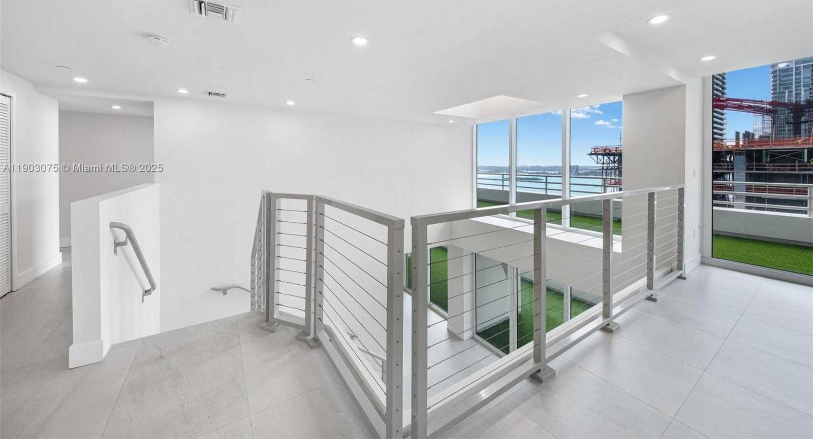 Small Image of 555 NORTH EAST 34TH ST #PH-3, Miami Number 11