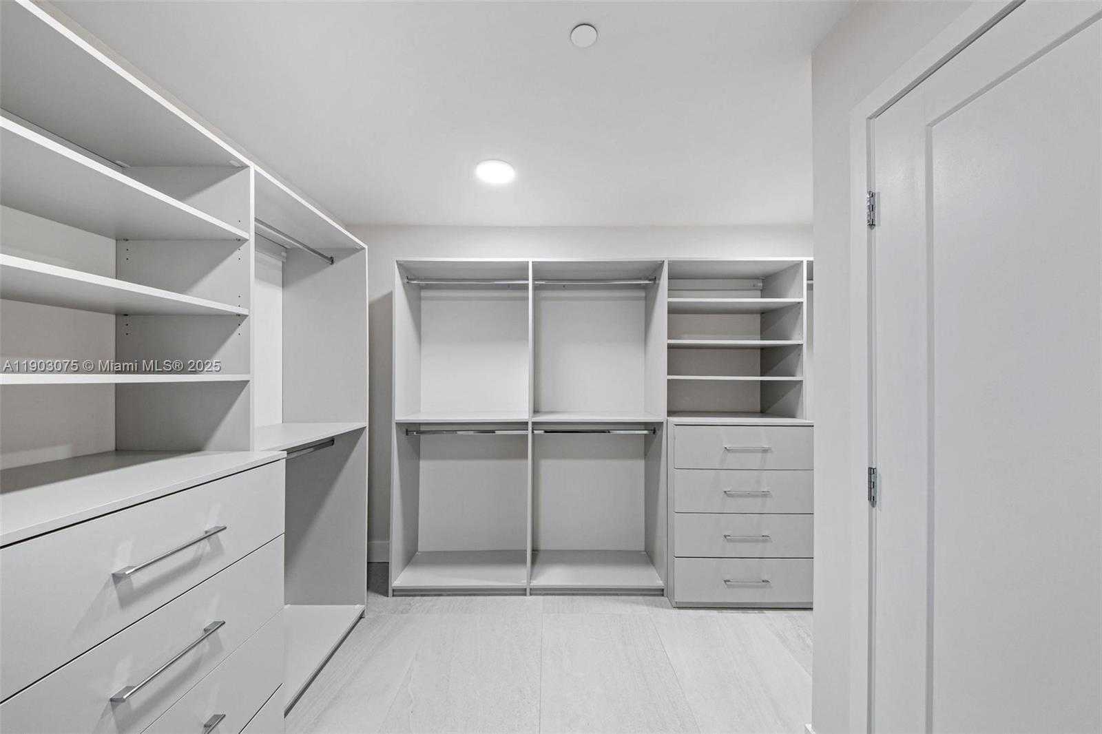 Small Image of 555 NORTH EAST 34TH ST #PH-3, Miami Number 20