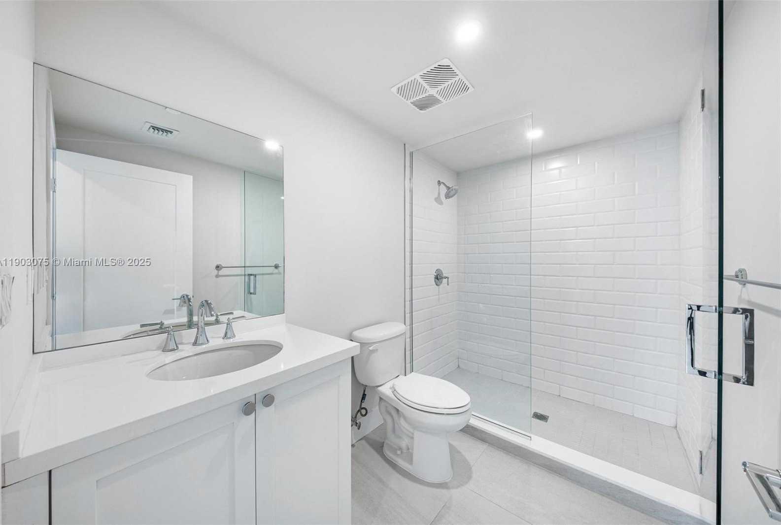 Small Image of 555 NORTH EAST 34TH ST #PH-3, Miami Number 28