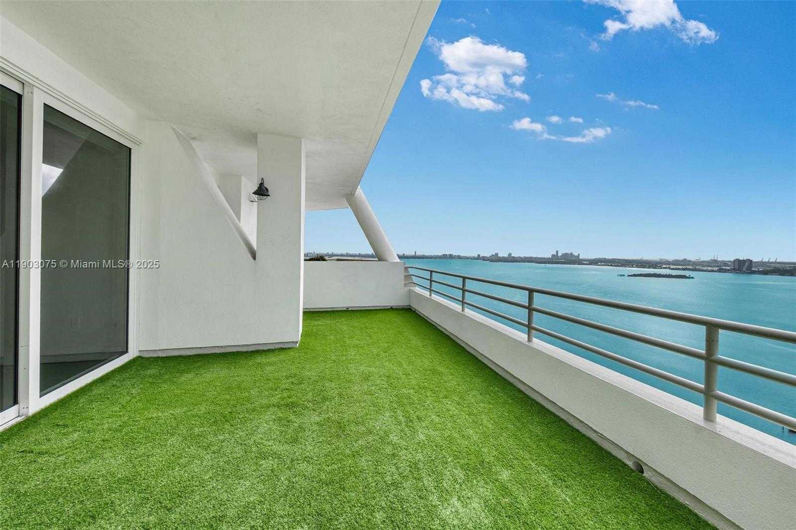 Small Image of 555 NORTH EAST 34TH ST #PH-3, Miami Number 36