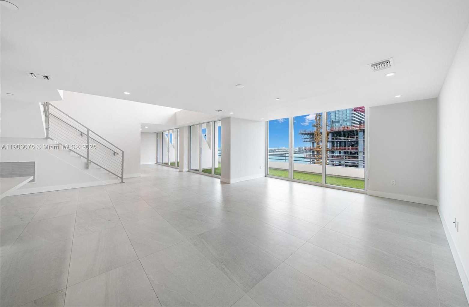 Small Image of 555 NORTH EAST 34TH ST #PH-3, Miami Number 9