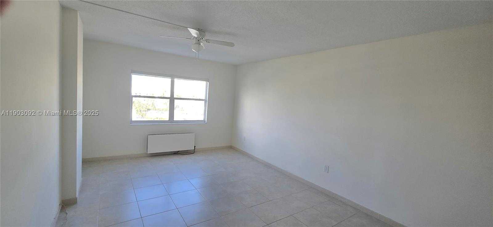 Small Image of 400 KINGS POINT DR #624, Sunny Isles Beach Number 11