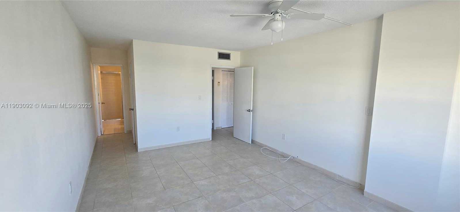 Small Image of 400 KINGS POINT DR #624, Sunny Isles Beach Number 15