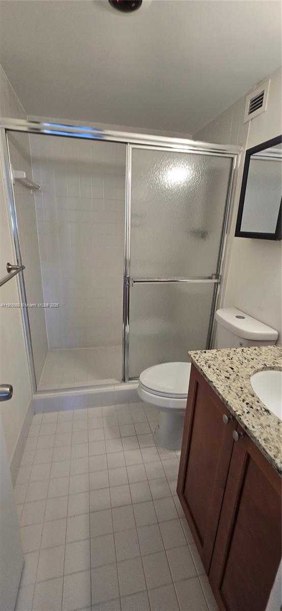 Small Image of 400 KINGS POINT DR #624, Sunny Isles Beach Number 18