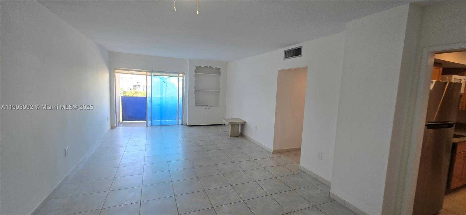 Small Image of 400 KINGS POINT DR #624, Sunny Isles Beach Number 2