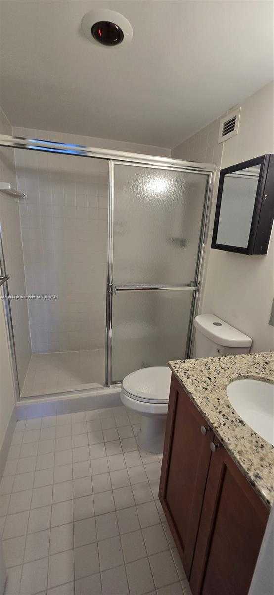 Small Image of 400 KINGS POINT DR #624, Sunny Isles Beach Number 20