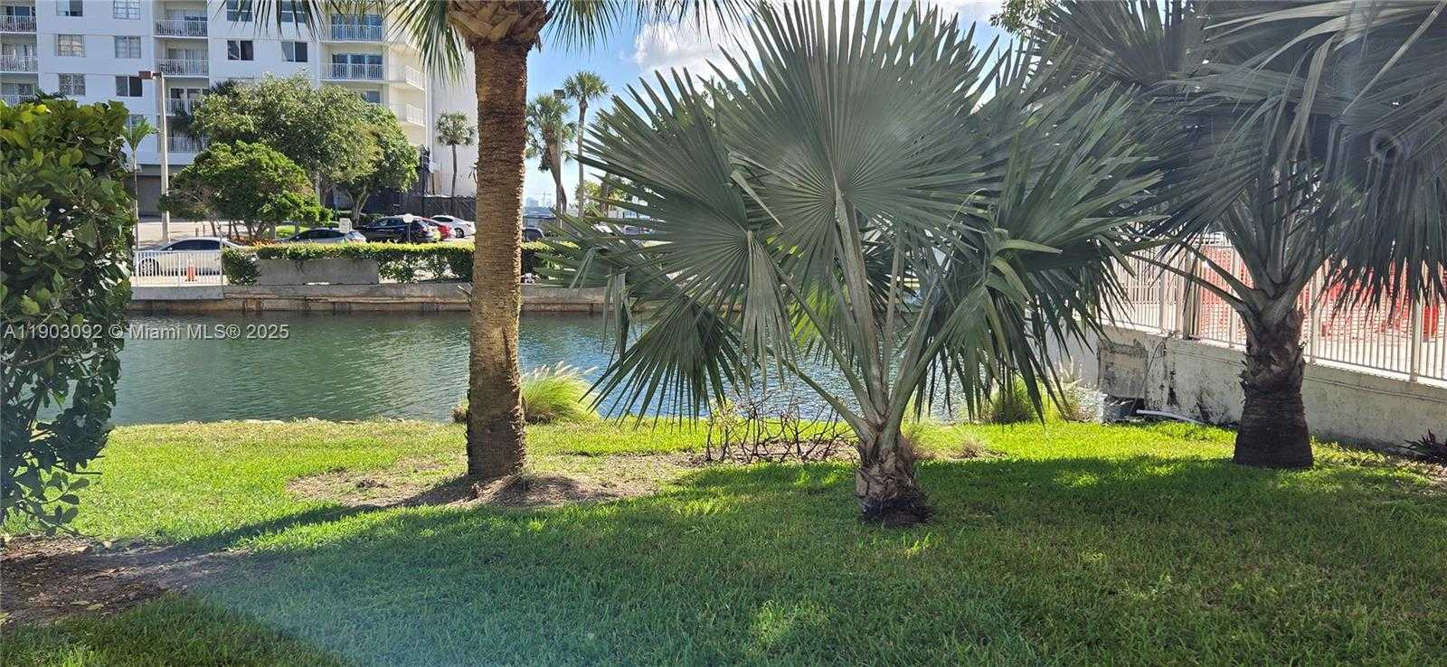 Small Image of 400 KINGS POINT DR #624, Sunny Isles Beach Number 33