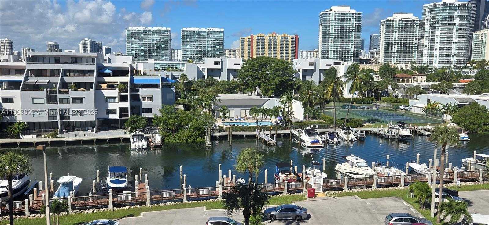 Small Image of 400 KINGS POINT DR #624, Sunny Isles Beach Number 36