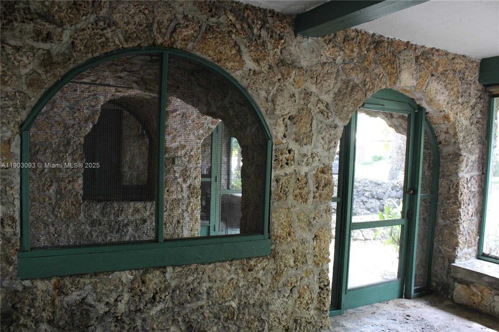 Small Image of 1301 MILAN AVE COTTAGE #1, Coral Gables Number 13