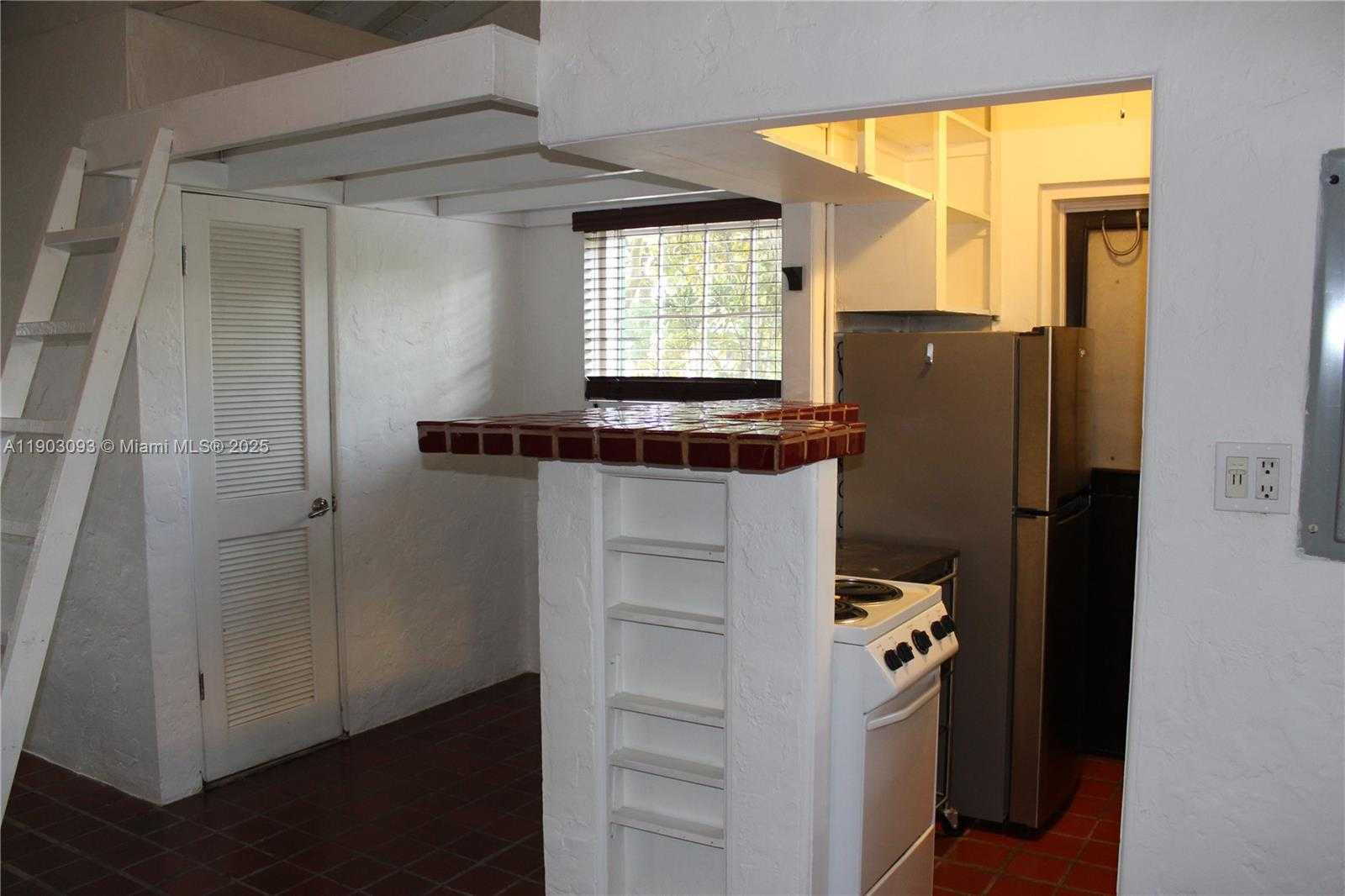 Small Image of 1301 MILAN AVE COTTAGE #1, Coral Gables Number 18