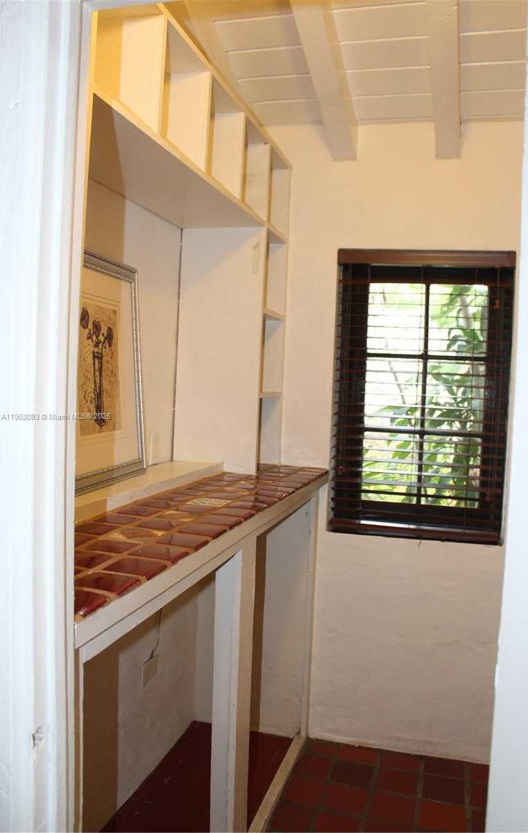 Small Image of 1301 MILAN AVE COTTAGE #1, Coral Gables Number 25