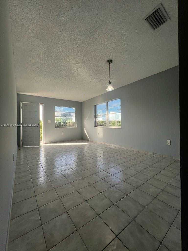 Small Image of 18850 NORTH WEST 57TH AVE #306, Hialeah Number 6