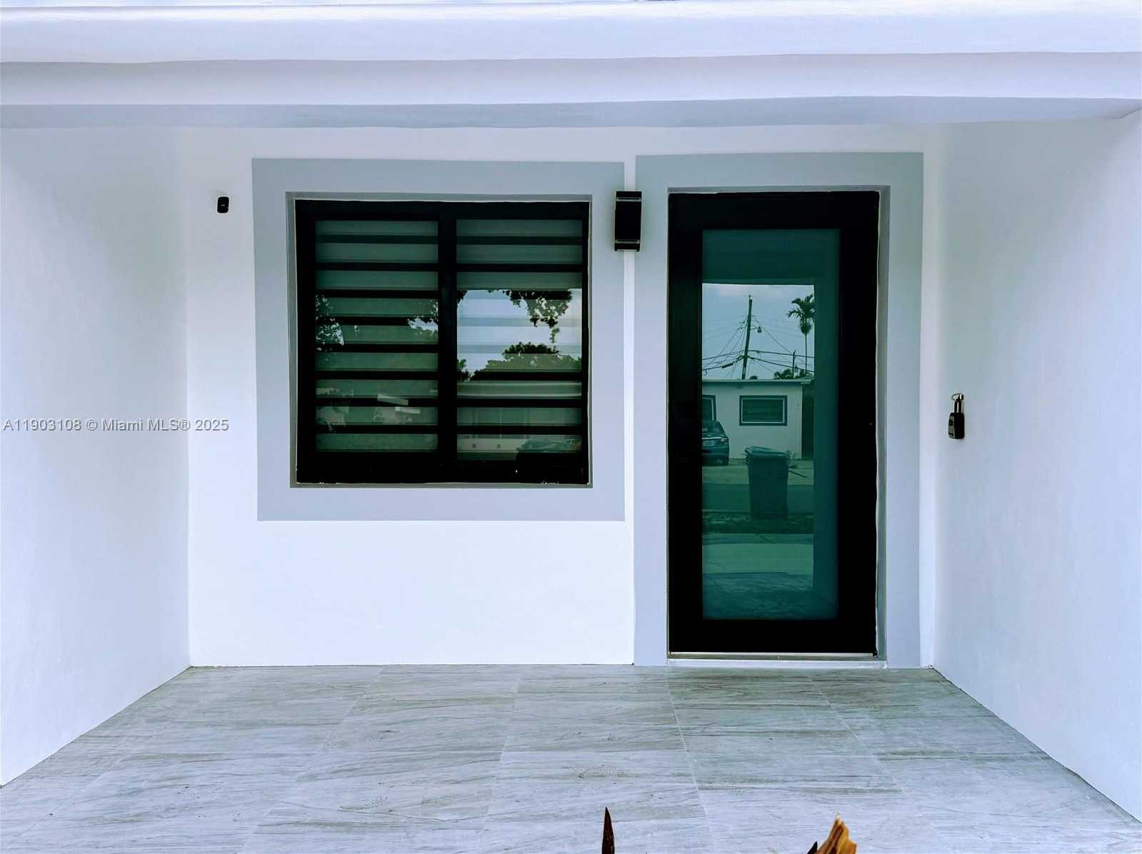 Small Image of 240 SOUTH WEST 55TH AVE, Miami Number 2