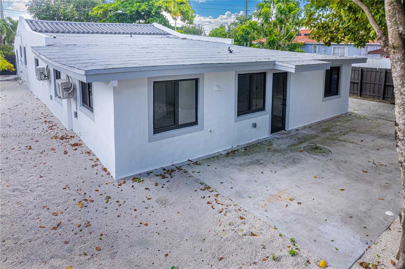 Small Image of 240 SOUTH WEST 55TH AVE, Miami Number 20