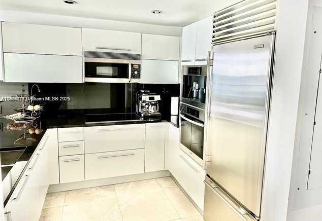 Small Image of 17121 COLLINS AVE #1403, Sunny Isles Beach Number 4