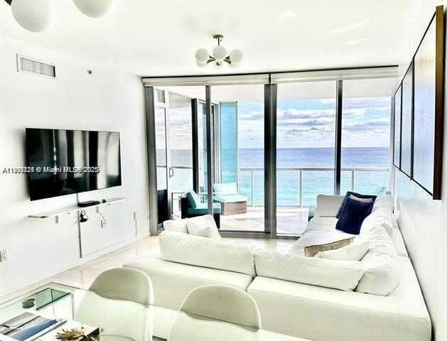 Small Image of 17121 COLLINS AVE #1403, Sunny Isles Beach Number 7