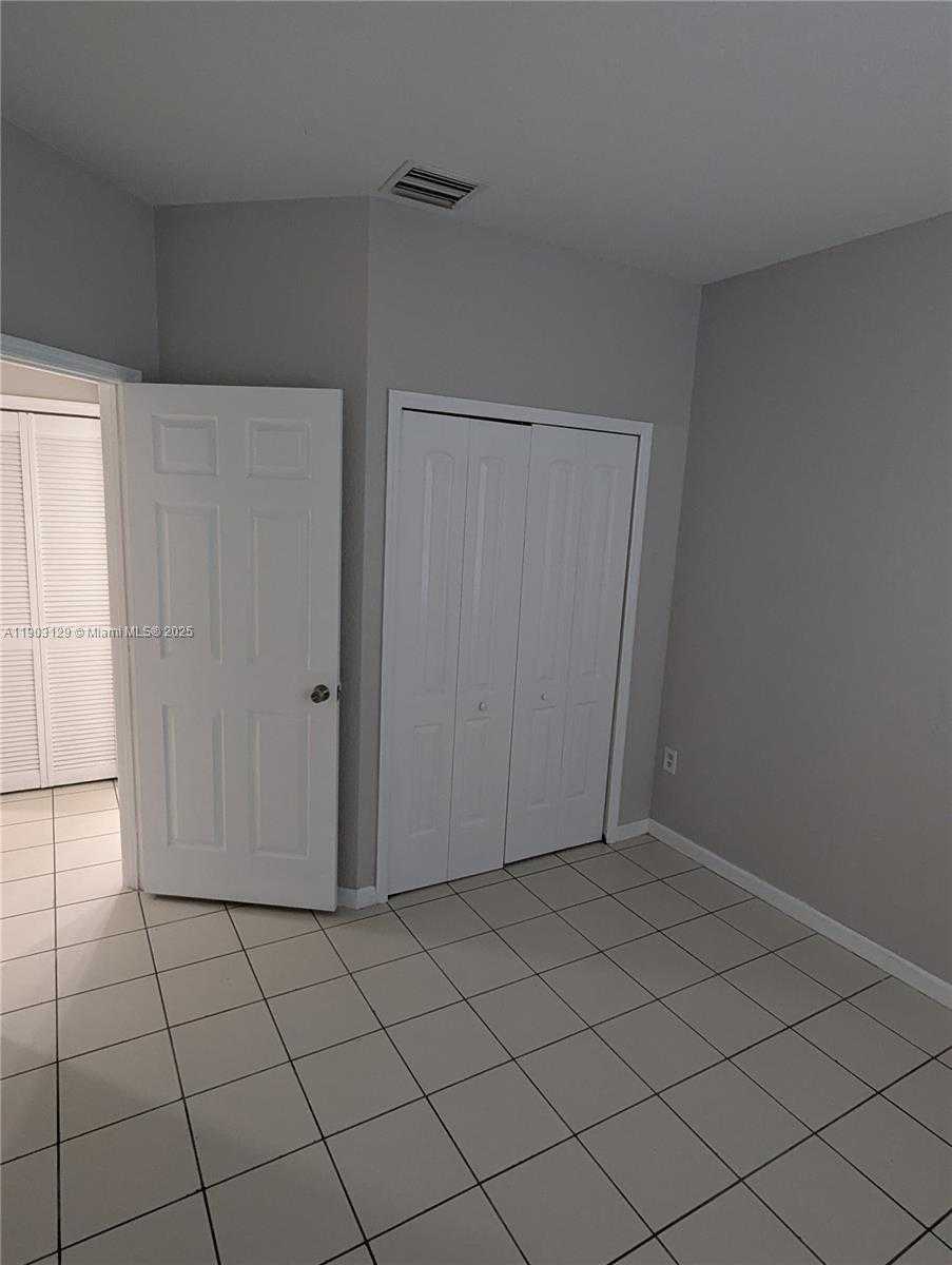 Small Image of 1413 SOUTH EAST 24TH CT #268, Homestead Number 14