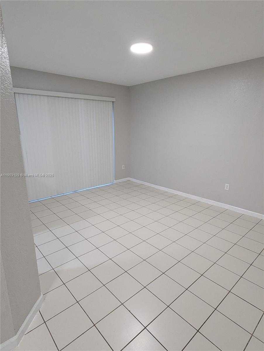 Small Image of 1413 SOUTH EAST 24TH CT #268, Homestead Number 4