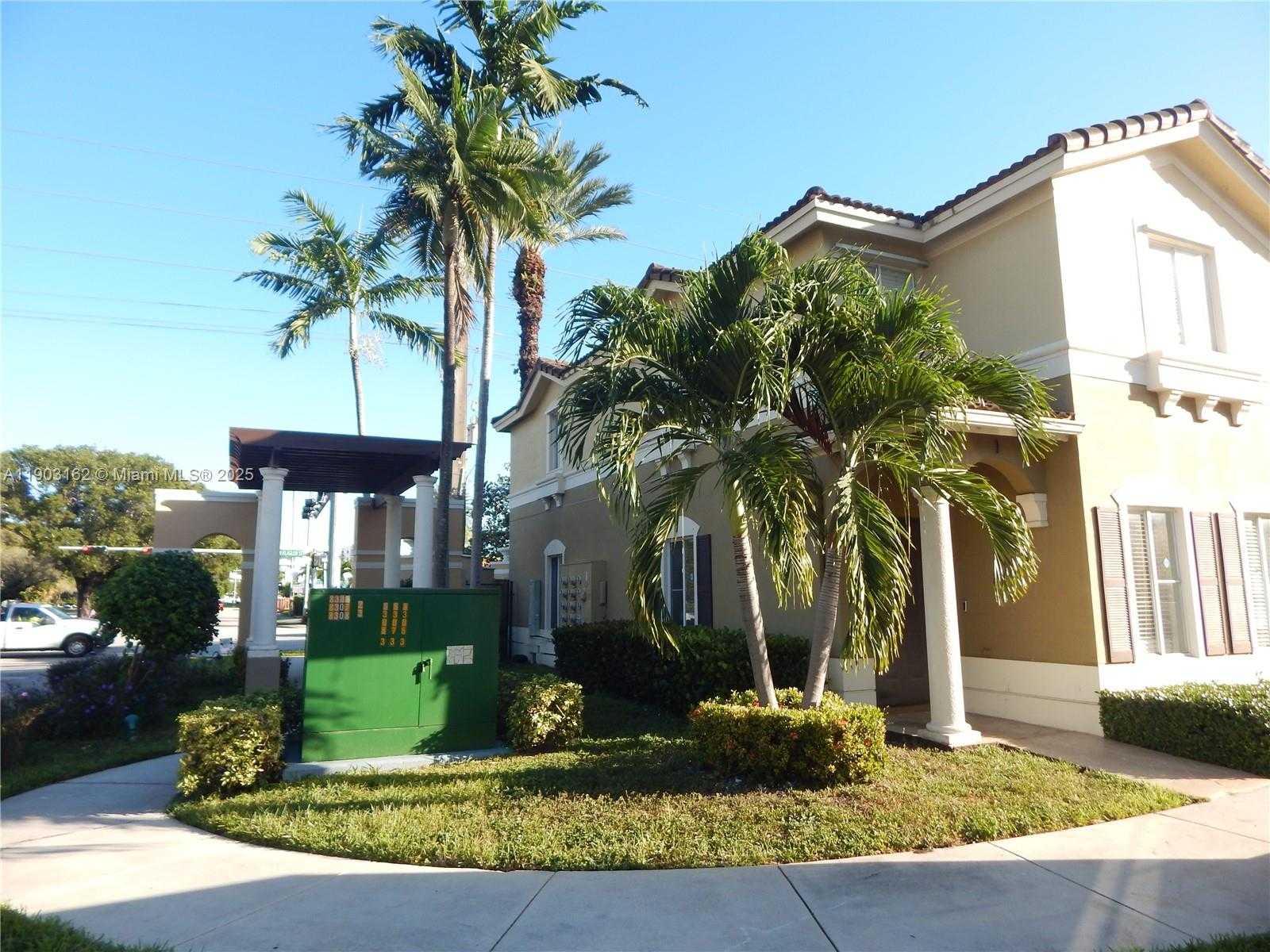 Small Image of 8810 WEST FLAGLER ST #1, Miami Number 5