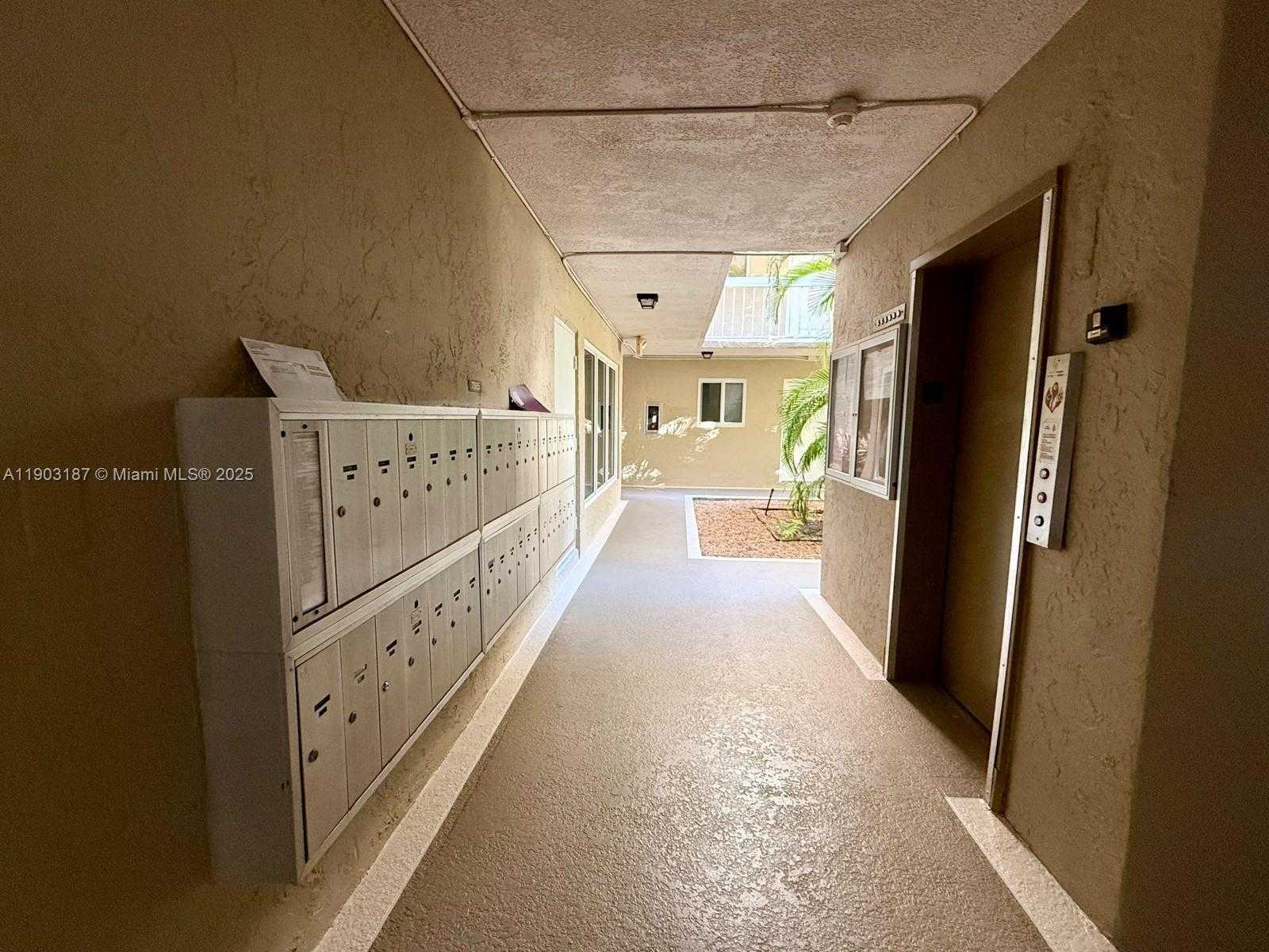 Small Image of 7860 CAMINO REAL #L305, Miami Number 12