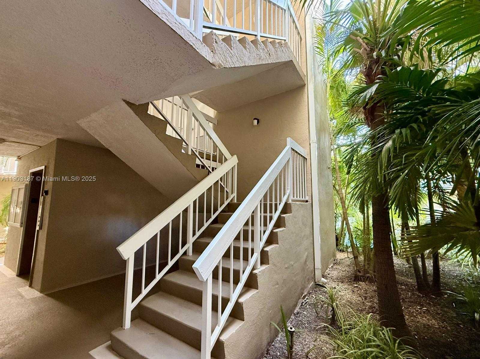 Small Image of 7860 CAMINO REAL #L305, Miami Number 13