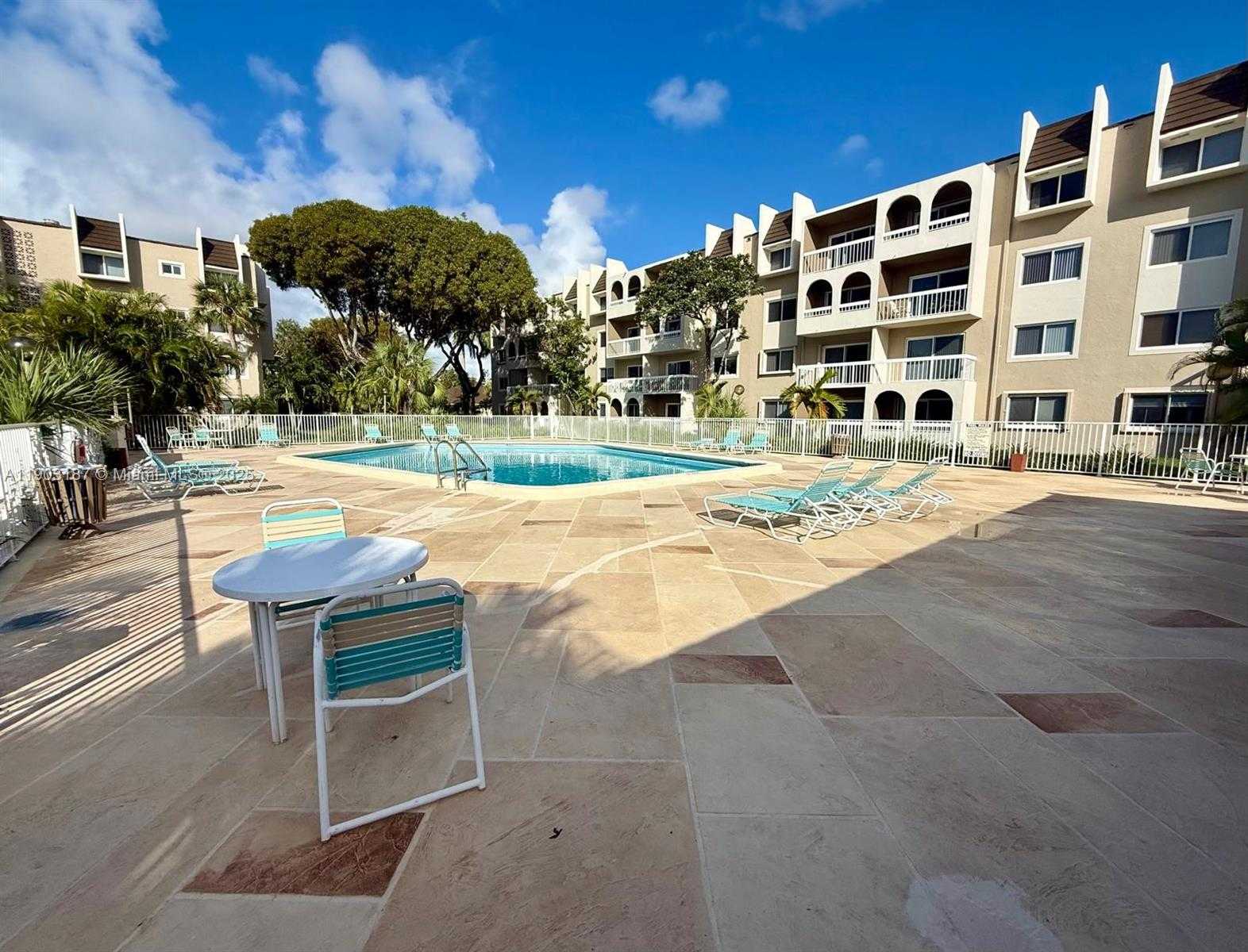 Small Image of 7860 CAMINO REAL #L305, Miami Number 15