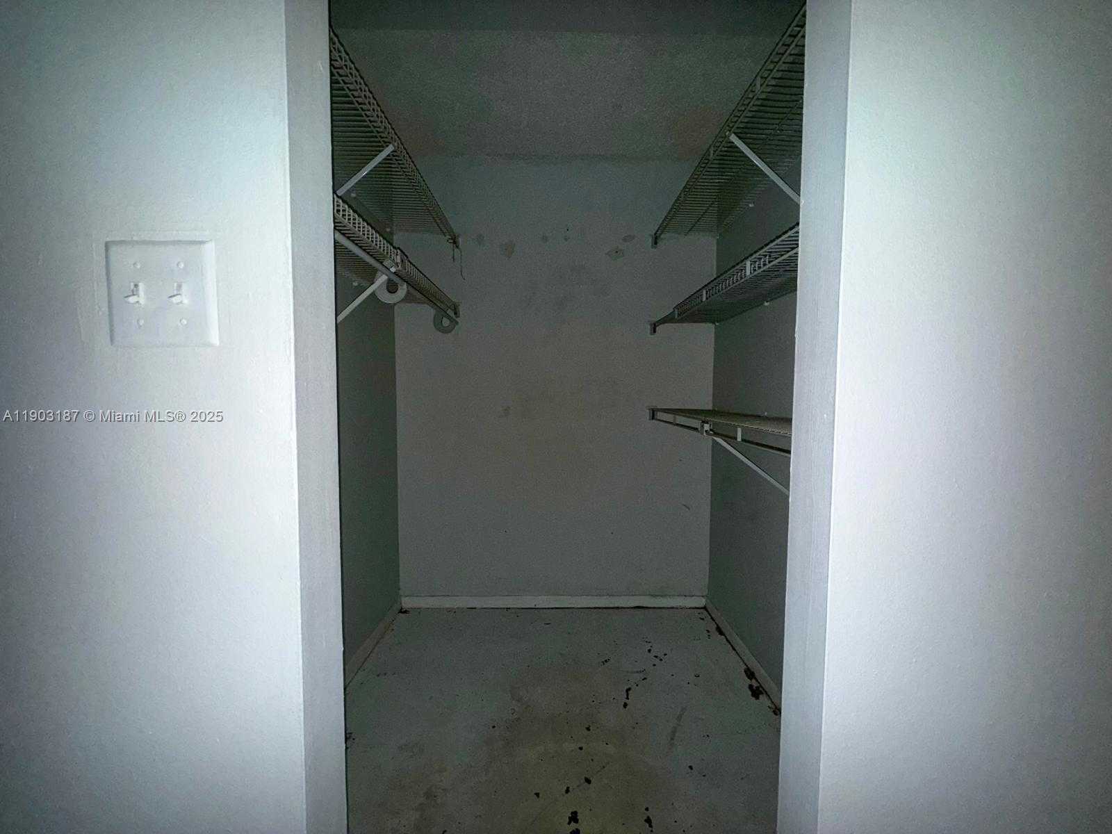 Small Image of 7860 CAMINO REAL #L305, Miami Number 9