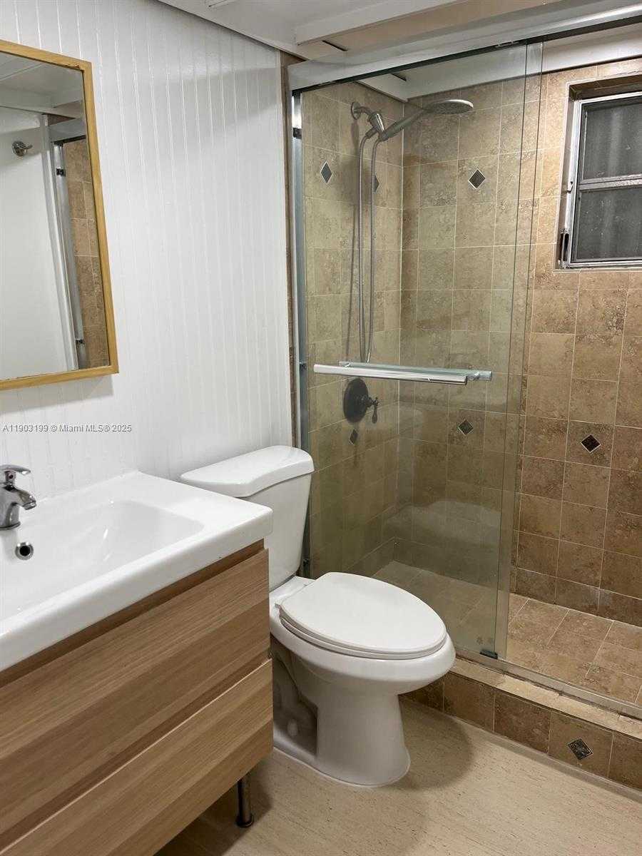 Imagen de Pequeño Objeto