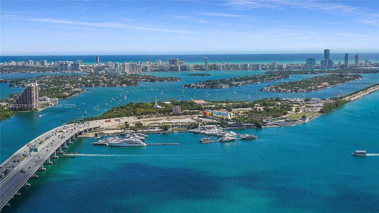 Imagen de Pequeño Objeto