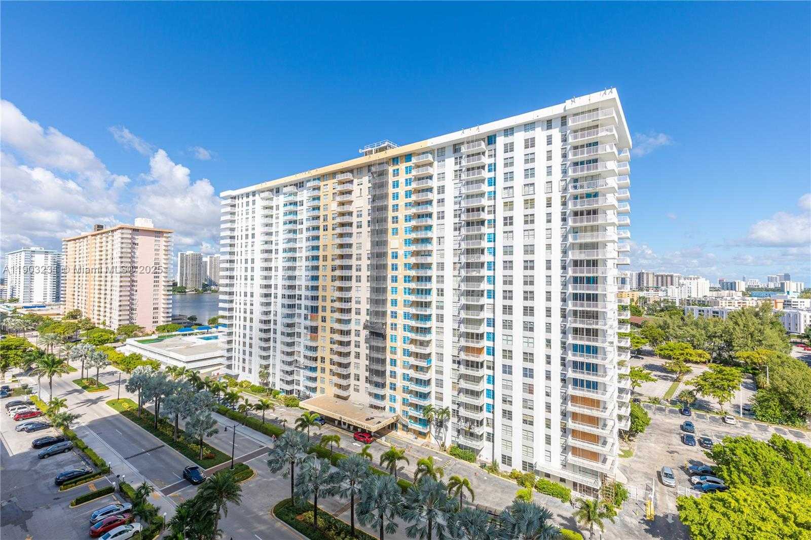 Small Image of 230 174TH ST #1407, Sunny Isles Beach Number 31