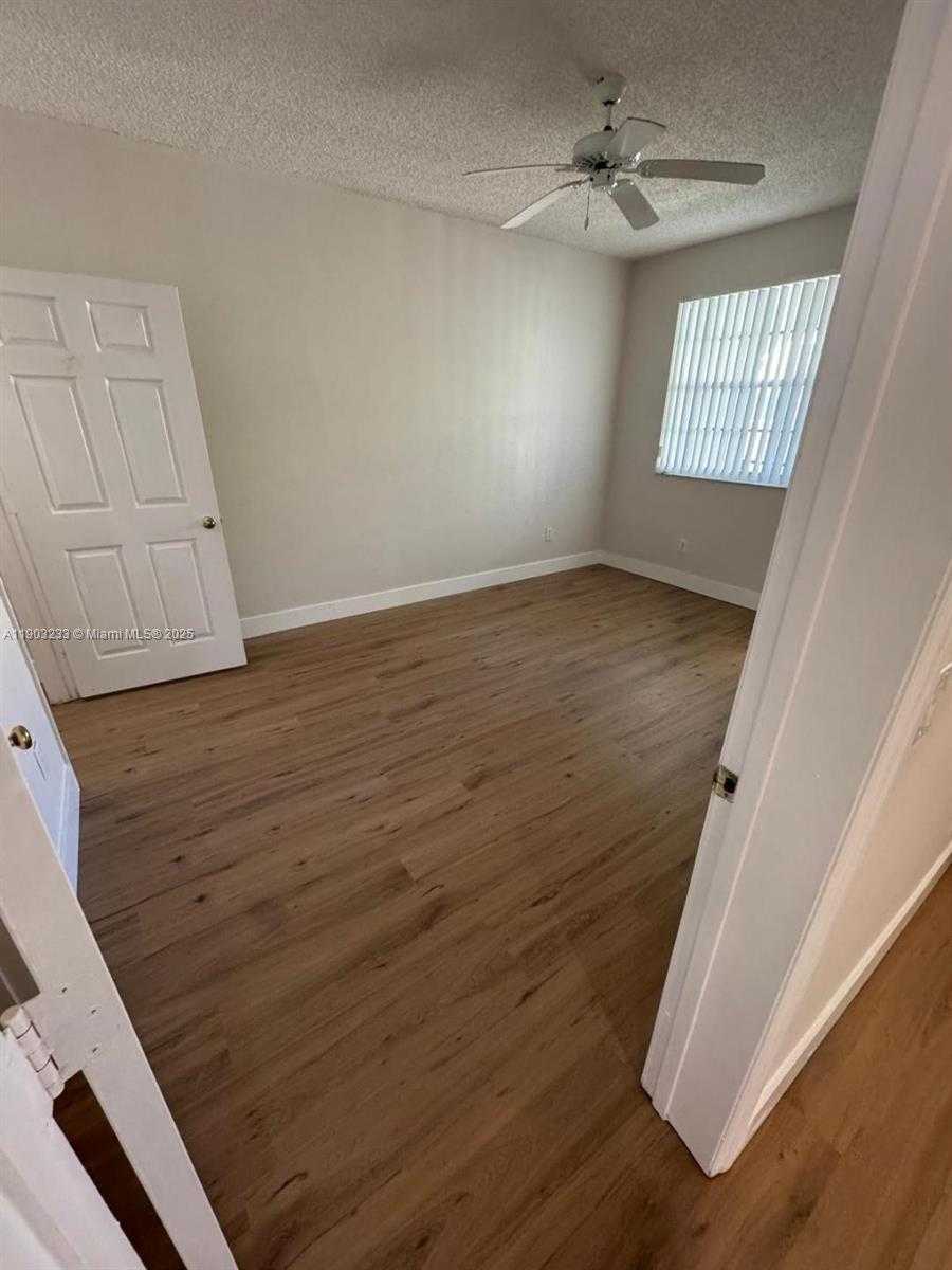 Small Image of 3245 NORTH EAST 184TH ST #13310, Aventura Number 9